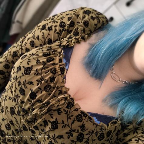 Curvehottie avatar
