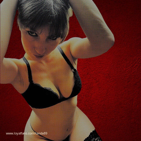 Temptress Tanda  avatar