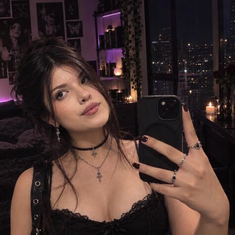 Amelialovelu avatar