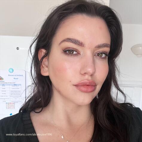 Alicelouise1996 avatar