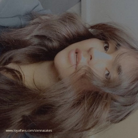 Sienna Cakes's Official Social Fan Page | LoyalFans