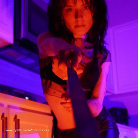 HEXX THE HUMILIATOR avatar