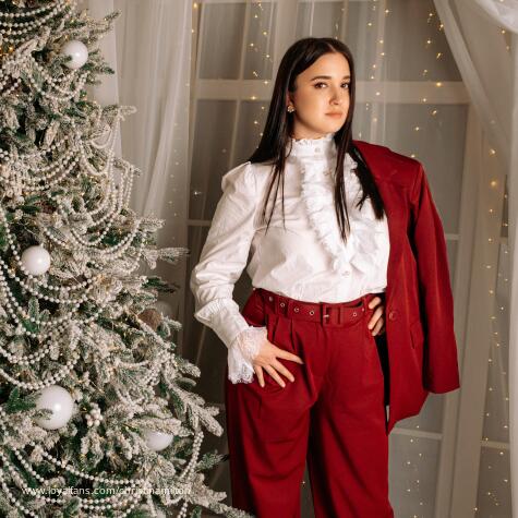 ChristinaMilton avatar