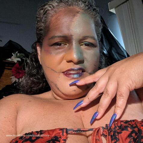 GoddessInnaBathory avatar