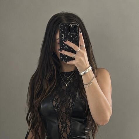 Midnight Violet avatar