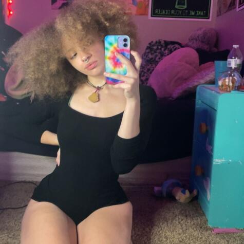 goldie locs avatar