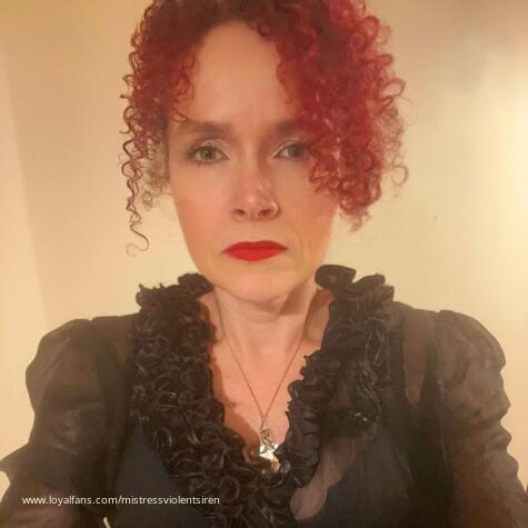Mistress Violent Siren avatar