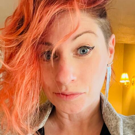 Queen Ella Enchanted avatar