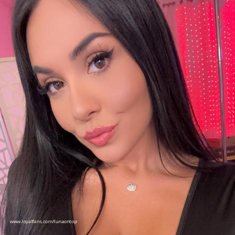 Diosa Luna’s Official Social Fan Page LoyalFans