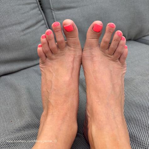 Goddess Jennies feet  avatar