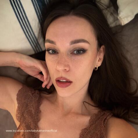 Lady Katherine avatar