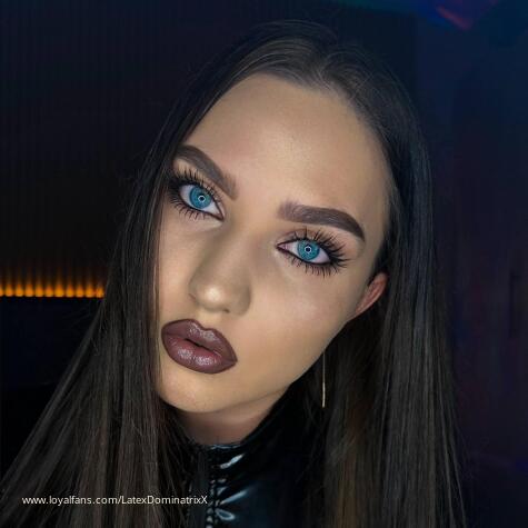 LatexDominatrixX avatar