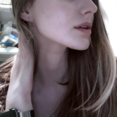 victoriadom123 avatar