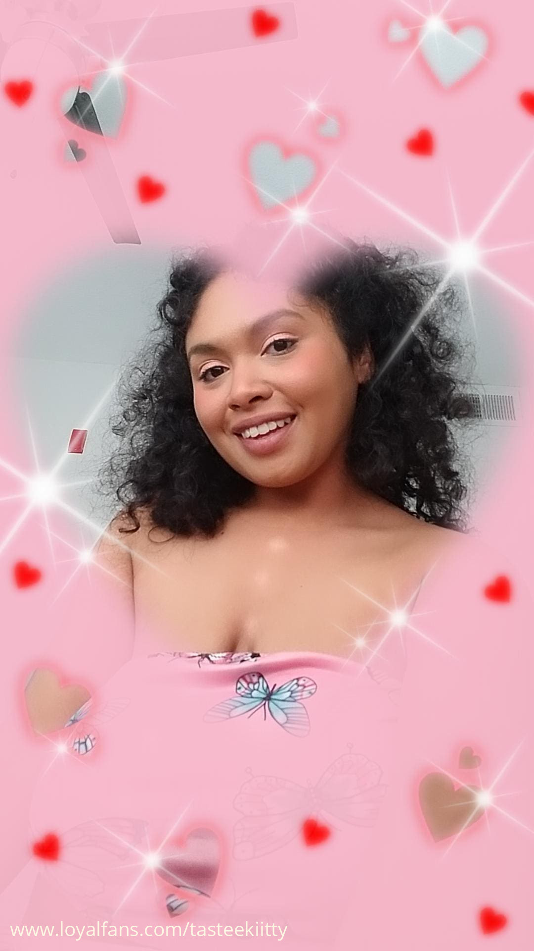 tasteekiitty-s-official-social-fan-page-loyalfans