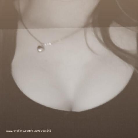 IslaGoddess666 avatar