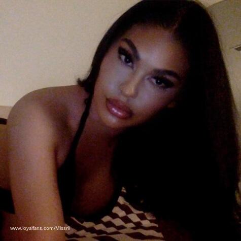 MissRii avatar