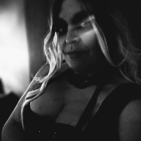 Mistress Theres a avatar