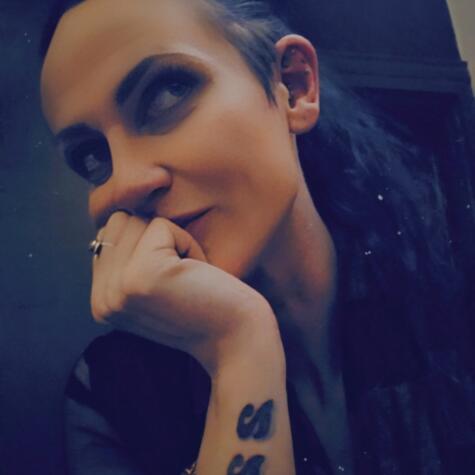 ViviVibes222 avatar