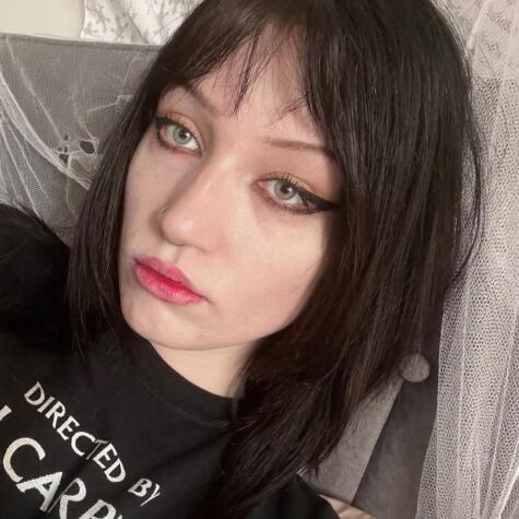 Meowmy1717 avatar