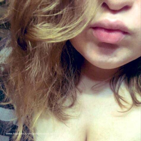 GoddessNikkiPeach avatar