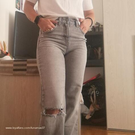LunaMae37 avatar