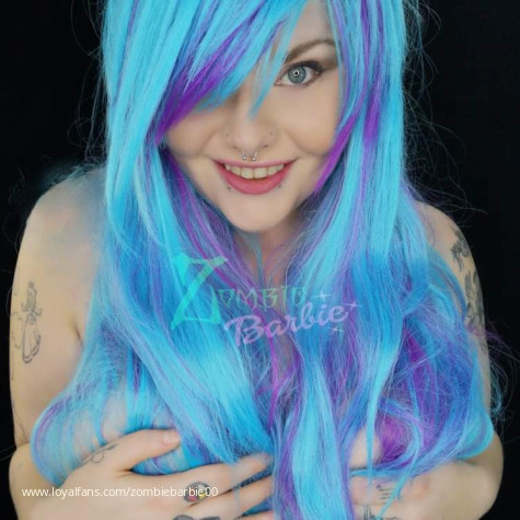 ZombieBarbie00 avatar