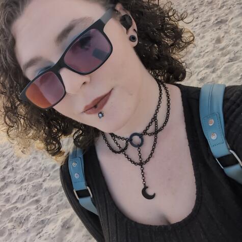 WitchyGoddessAlesia avatar