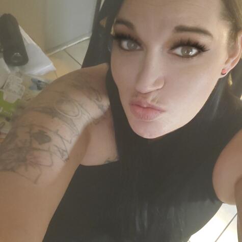 EZBreezyButifulCovrGrl avatar