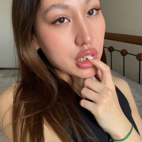 Goddess Mia Chatting Queen avatar