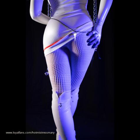 Mistress Mary  I  Goddess of Chastity avatar