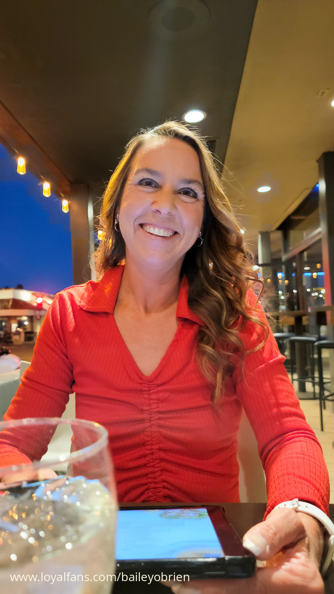 Bailey OBrien’s Official Social Fan Page LoyalFans