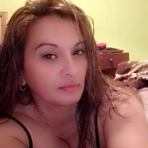 Lore2323 avatar