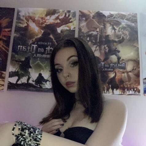 MaddyBear222 avatar