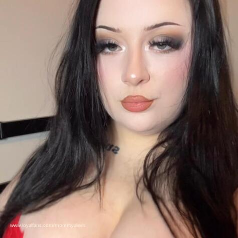 Mommy Alexxxis avatar