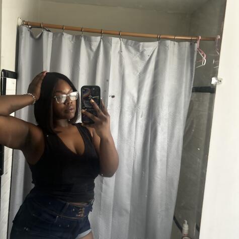 Lilyxoxo223 avatar