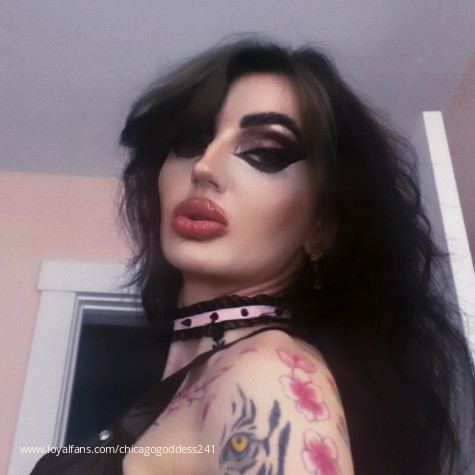 Polish Peach Princess avatar