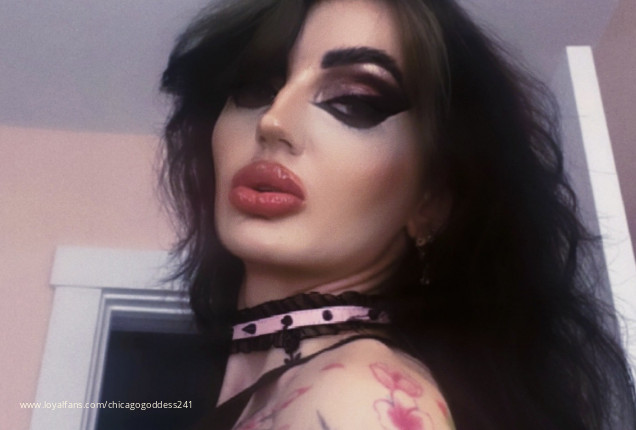 Perfection isn't for free 🤭 - Polish Peach Princess Official Photos