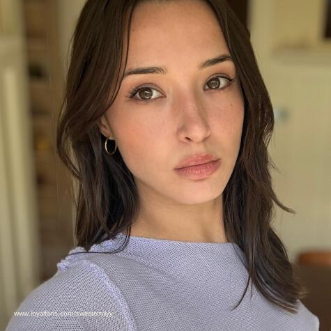 SweetEmilyy avatar