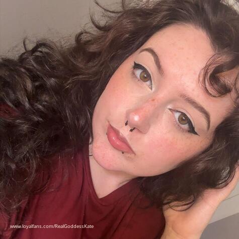 Realgoddesskate avatar