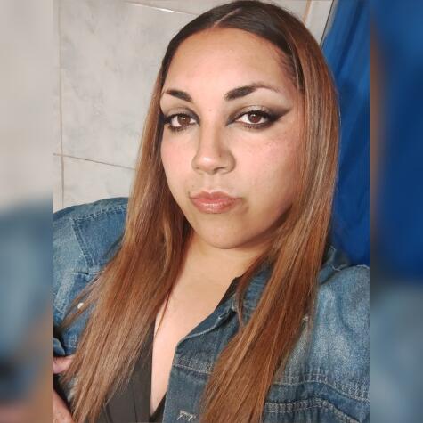 CURVYLOVEE avatar