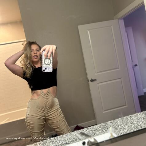 Bratty Goddess Miss Grace  avatar