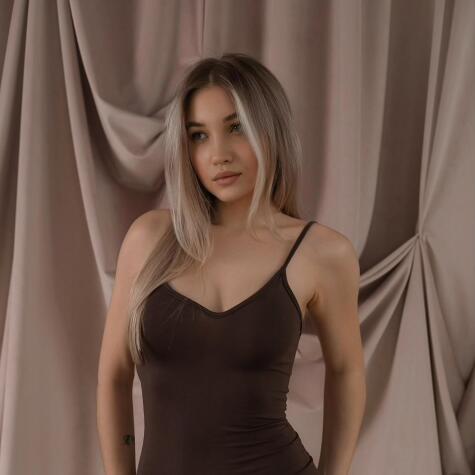 Eva_Milon avatar