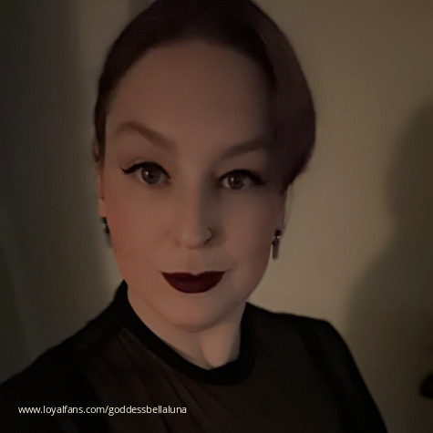 Goddess Bella Luna’s Official Social Fan Page | LoyalFans