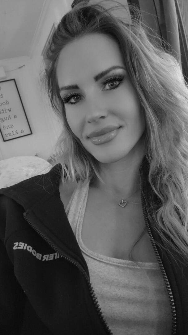 Lisafit22’s Official Social Fan Page | LoyalFans