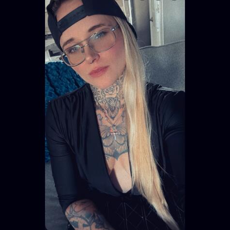 TattedBaddieDom avatar