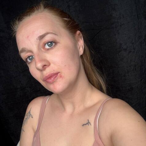 Blondine97 avatar