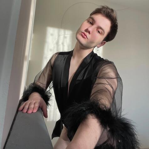 Snake Teacher Sissy avatar