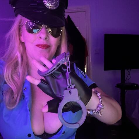 YourGoddessSkye1 avatar