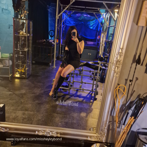 Miss Hayley Bond’s Official Social Fan Page | LoyalFans