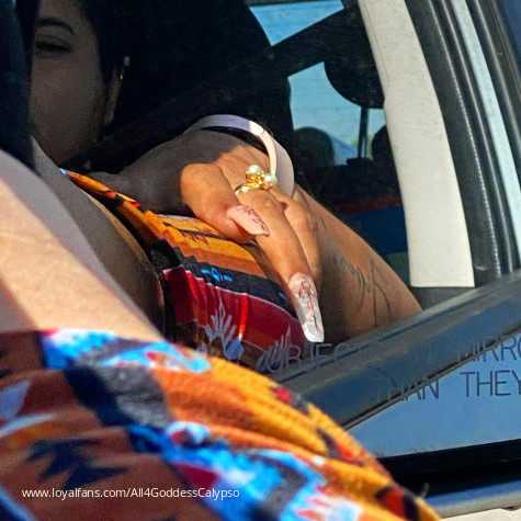 Findom Goddess Calypso avatar